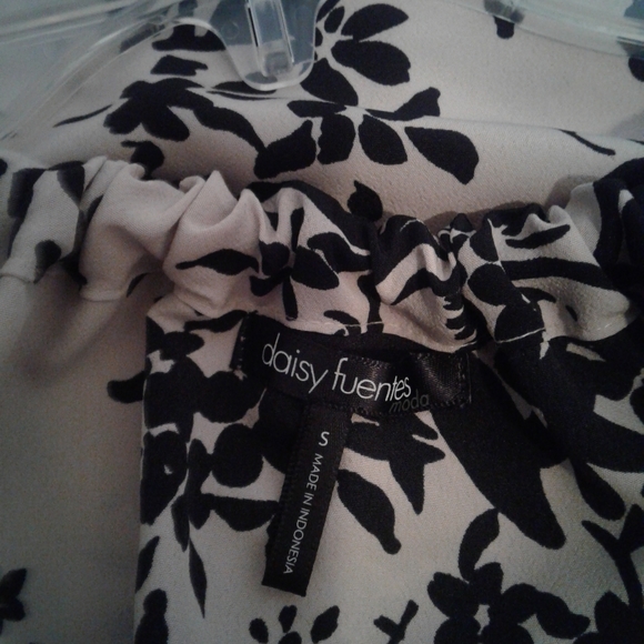 Halter Top - Picture 4 of 5